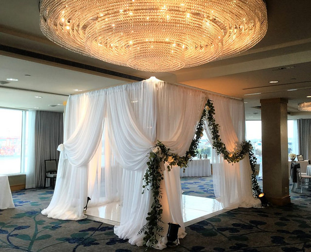 chuppah