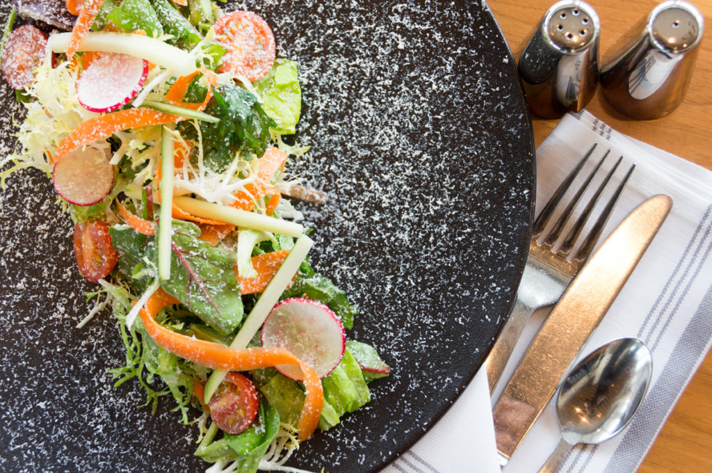 Green salad, dine out vancouver, oceans 999, pan pacific, hotel, restaurant